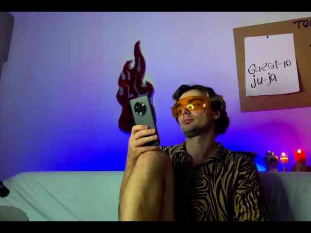 AliasCard