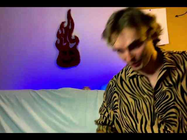 AliasCard Sex Cam Show