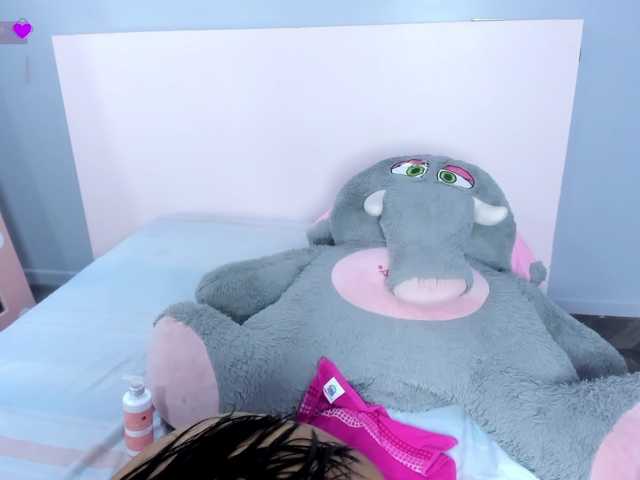 Michelle-Vixen live cam on BongaCams