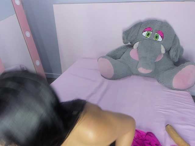 Michelle-Vixen live cam on BongaCams
