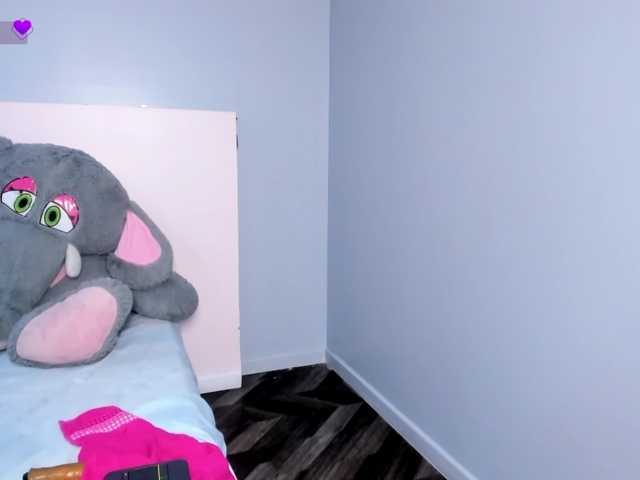 Michelle-Vixen live cam on BongaCams