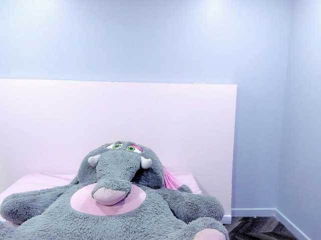 Michelle-Vixen live cam on BongaCams