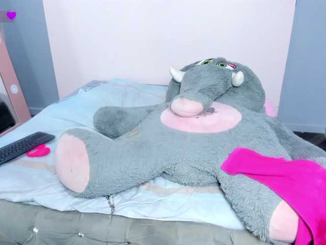 Michelle-Vixen live cam on BongaCams