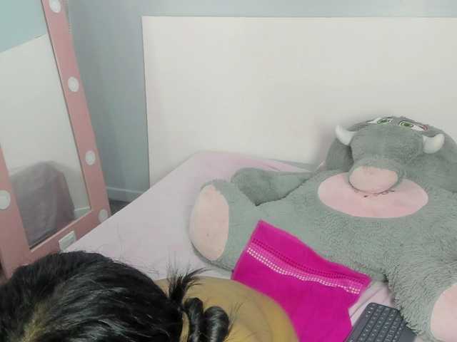 Michelle-Vixen live cam on BongaCams