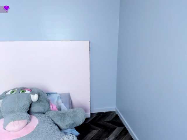 Michelle-Vixen live cam on BongaCams