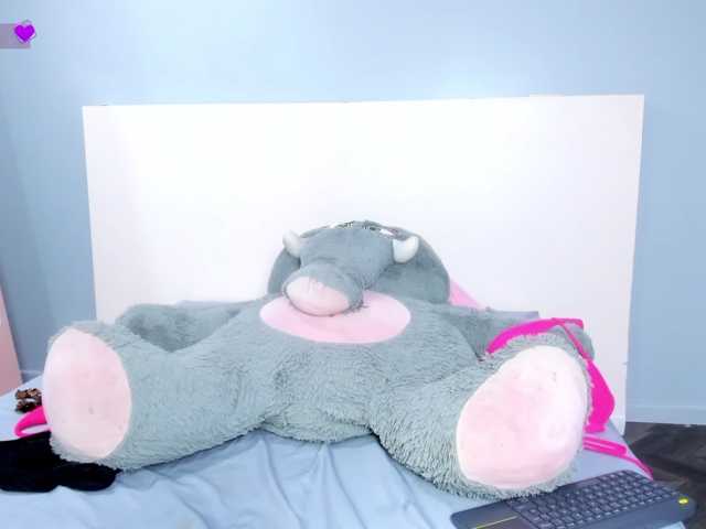 Michelle-Vixen live cam on BongaCams