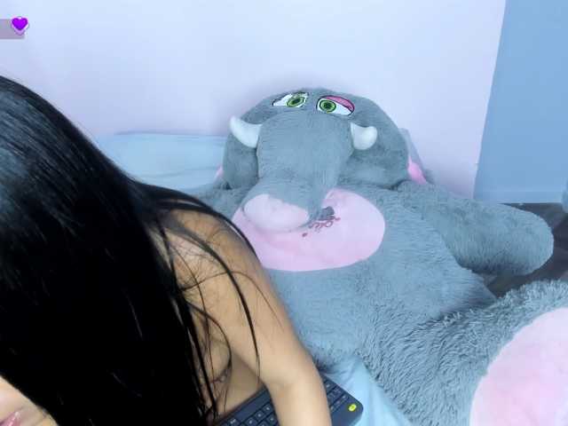 Michelle-Vixen live cam on BongaCams