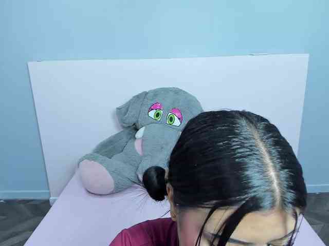 Michelle-Vixen webcam