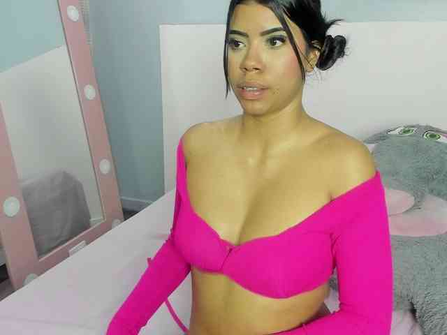 Michelle-Vixen webcam