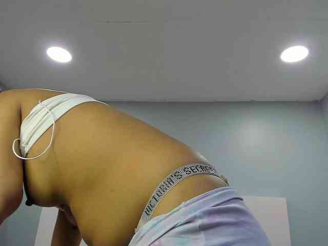 Michelle-Vixen webcam
