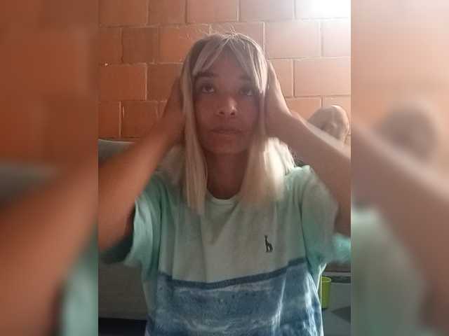 Junioryteresa live cam on BongaCams