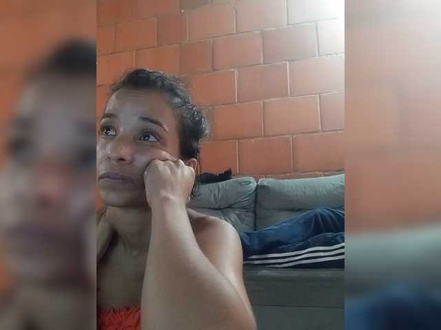 Junioryteresa live cam on BongaCams