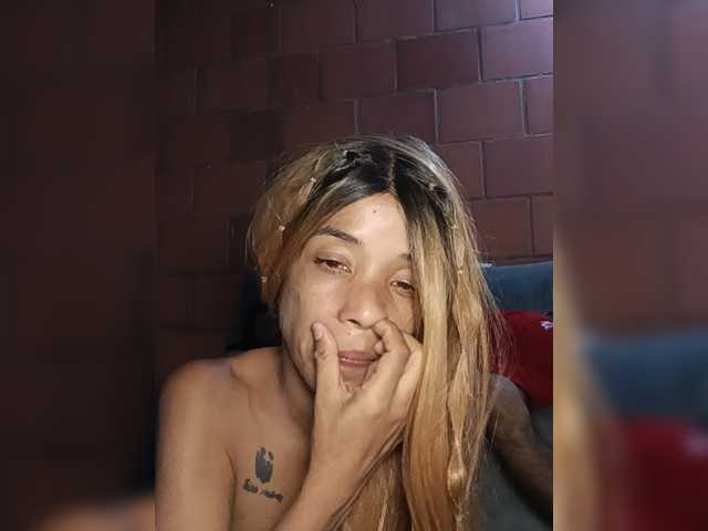 Junioryteresa live cam on BongaCams
