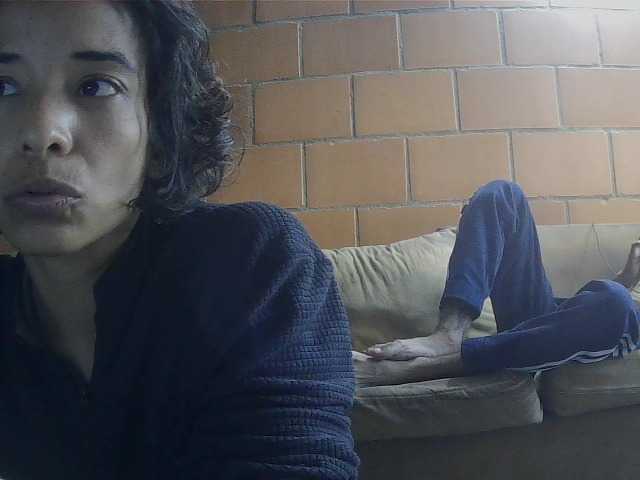 Junioryteresa live cam on BongaCams