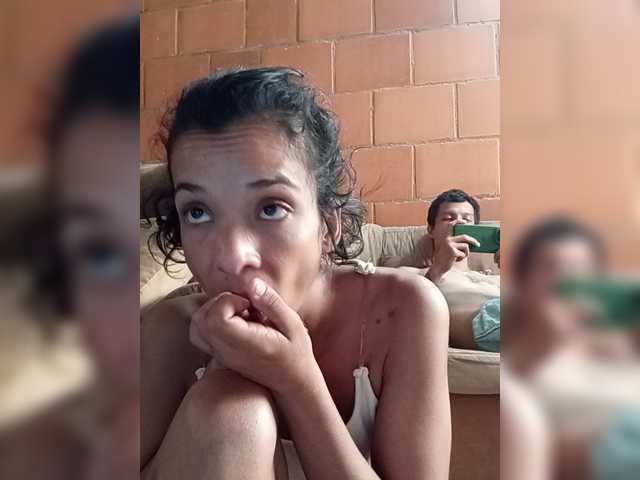 Junioryteresa live cam on BongaCams