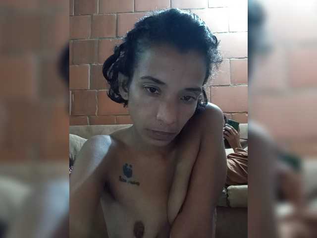 Junioryteresa live cam on BongaCams