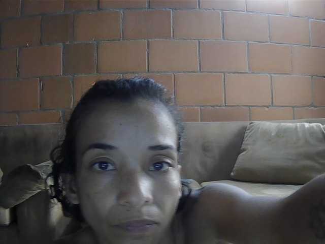Junioryteresa live cam on BongaCams