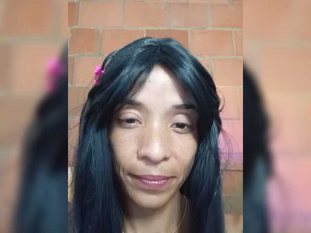 Junioryteresa live cam on BongaCams