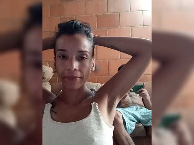 Junioryteresa live cam on BongaCams