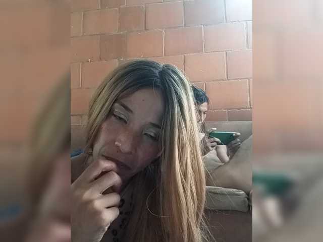 Junioryteresa live cam on BongaCams