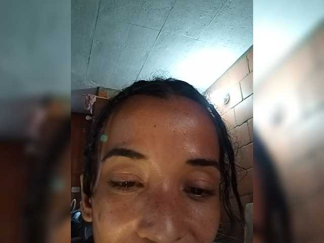 Junioryteresa live cam on BongaCams