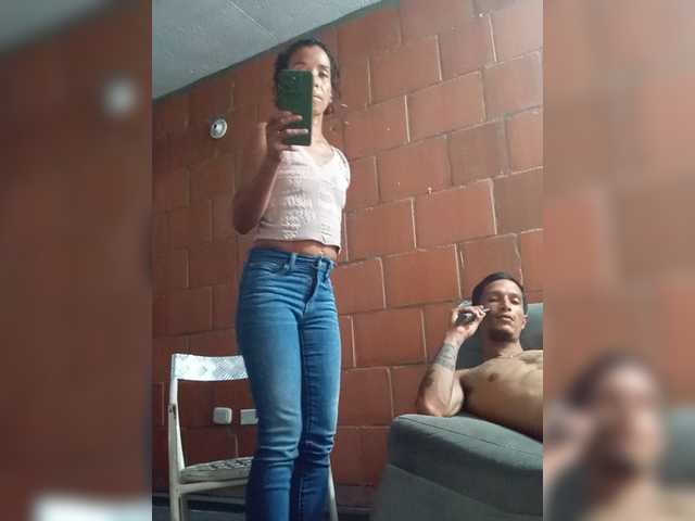 Junioryteresa live cam on BongaCams