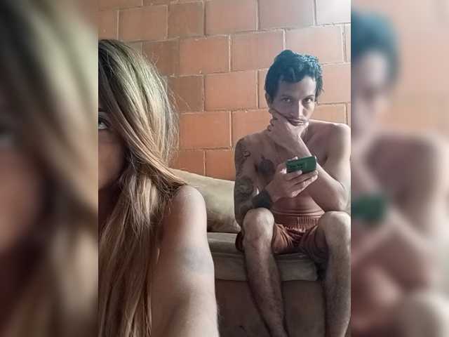 Junioryteresa — live couple cam