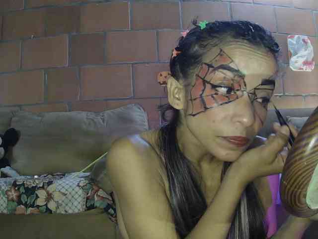 Model: Junioryteresa