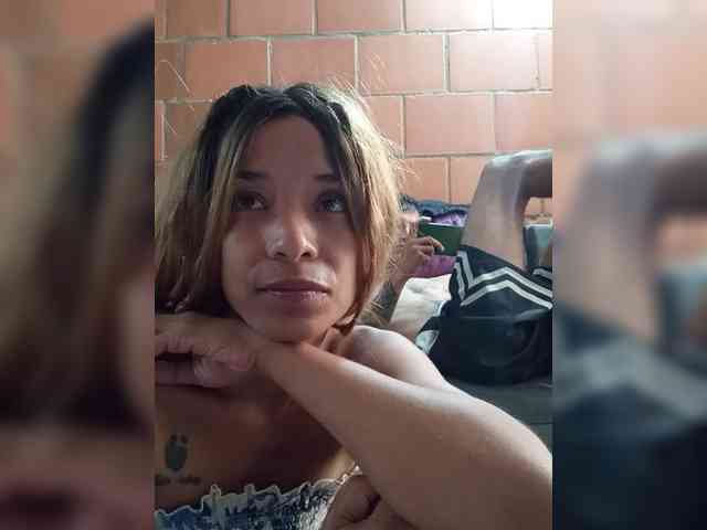 Junioryteresa Live Webcam on BongaCams