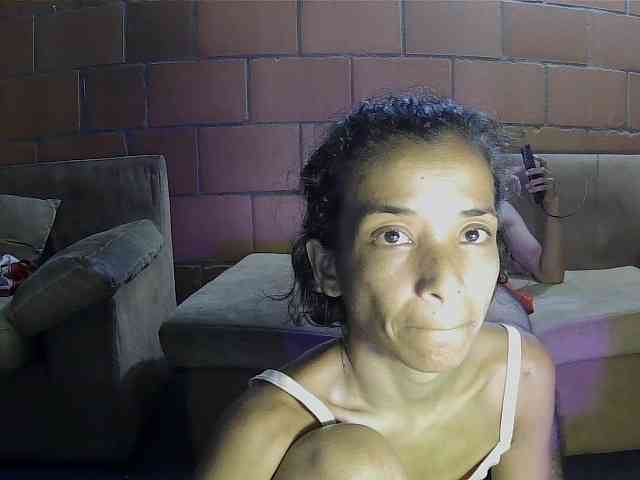 Model: Junioryteresa