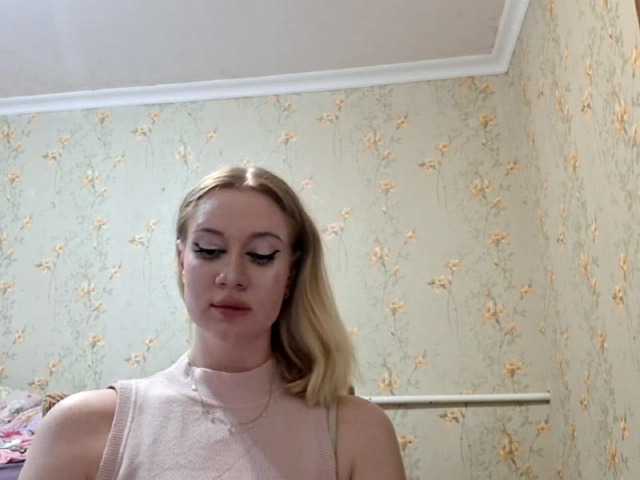 linafinay live cam on BongaCams
