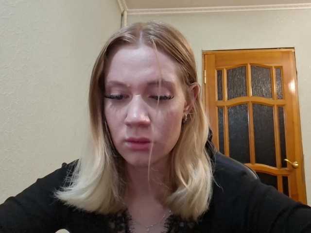 linafinay live cam