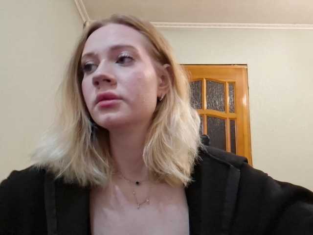 linafinay live cam on BongaCams