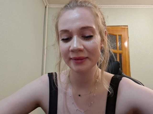 linafinay live cam on BongaCams