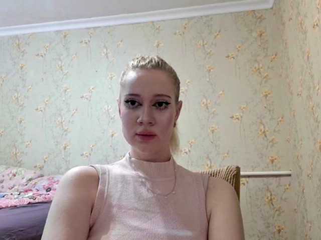 linafinay live cam on BongaCams