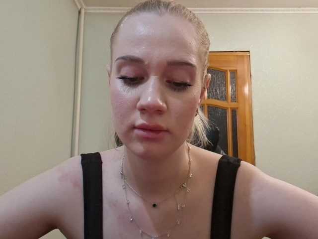 linafinay live cam on BongaCams