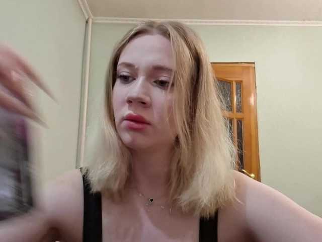 linafinay live cam on BongaCams