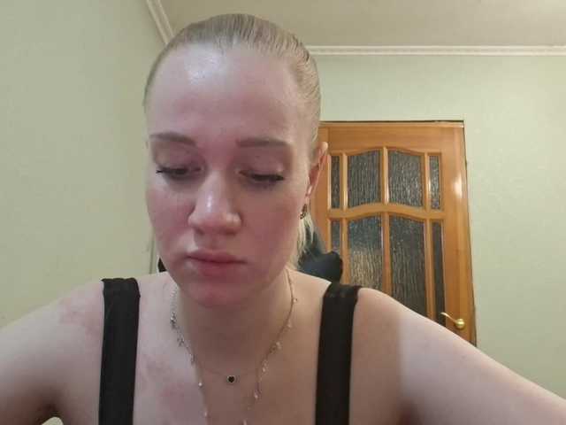 linafinay live cam on BongaCams