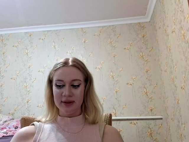 linafinay live cam on BongaCams