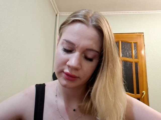 linafinay live cam on BongaCams