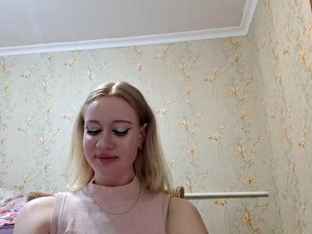 linafinay live cam on BongaCams