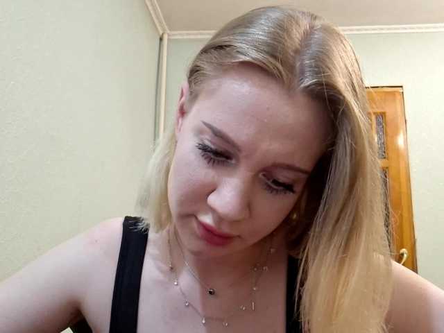 linafinay live cam on BongaCams