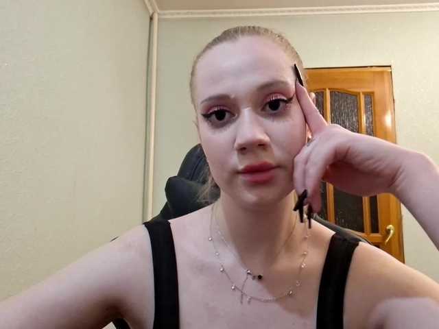 linafinay live cam on BongaCams