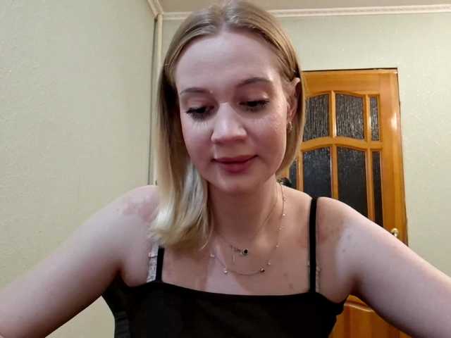 linafinay live cam on BongaCams
