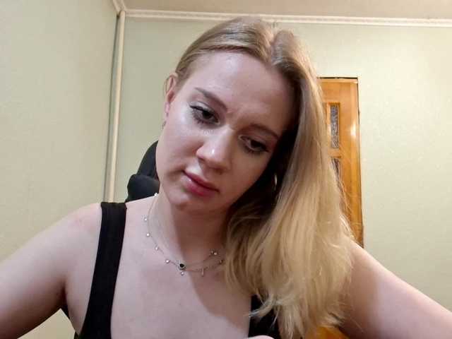 linafinay live cam on BongaCams
