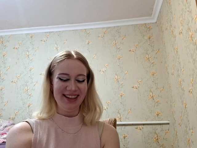 linafinay live cam on BongaCams