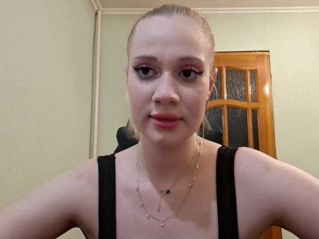 linafinay live cam on BongaCams