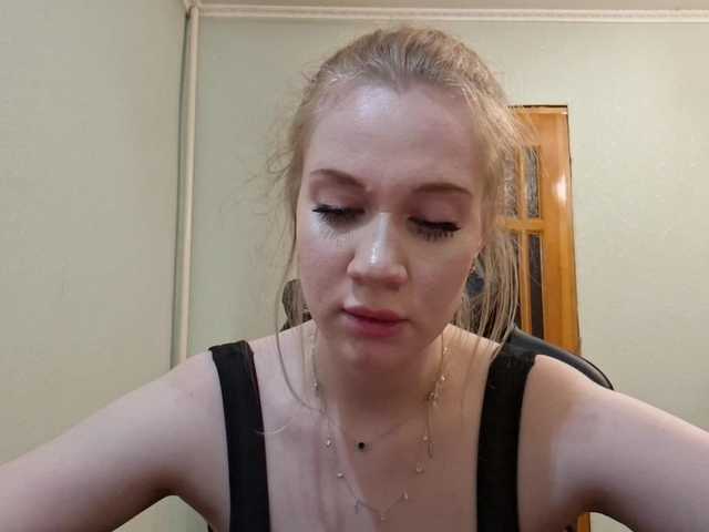 linafinay live cam on BongaCams