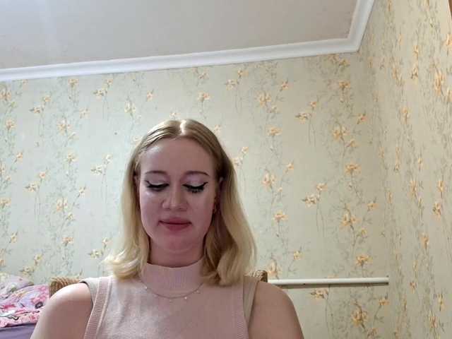 linafinay live cam on BongaCams