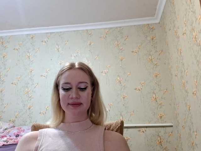 linafinay live cam on BongaCams
